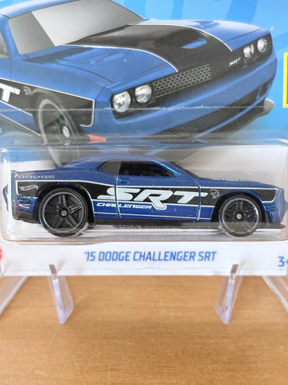 Hot Wheels '15 Dodge Challenger SRT | 2023 Muscle Mania 6/10