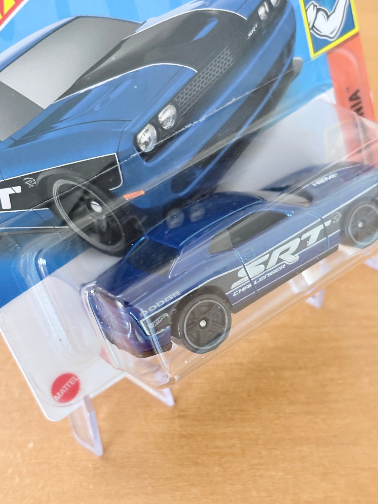 Hot Wheels '15 Dodge Challenger SRT | 2023 Muscle Mania 6/10