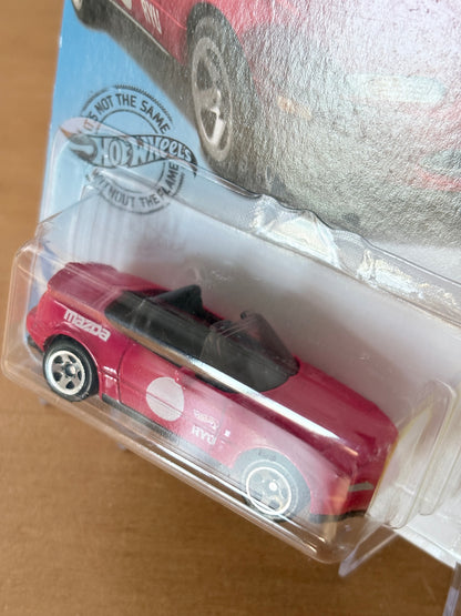 Hot Wheels '91 Mazda MX-5 Miata | 2018 HW Speed Graphics 4/10