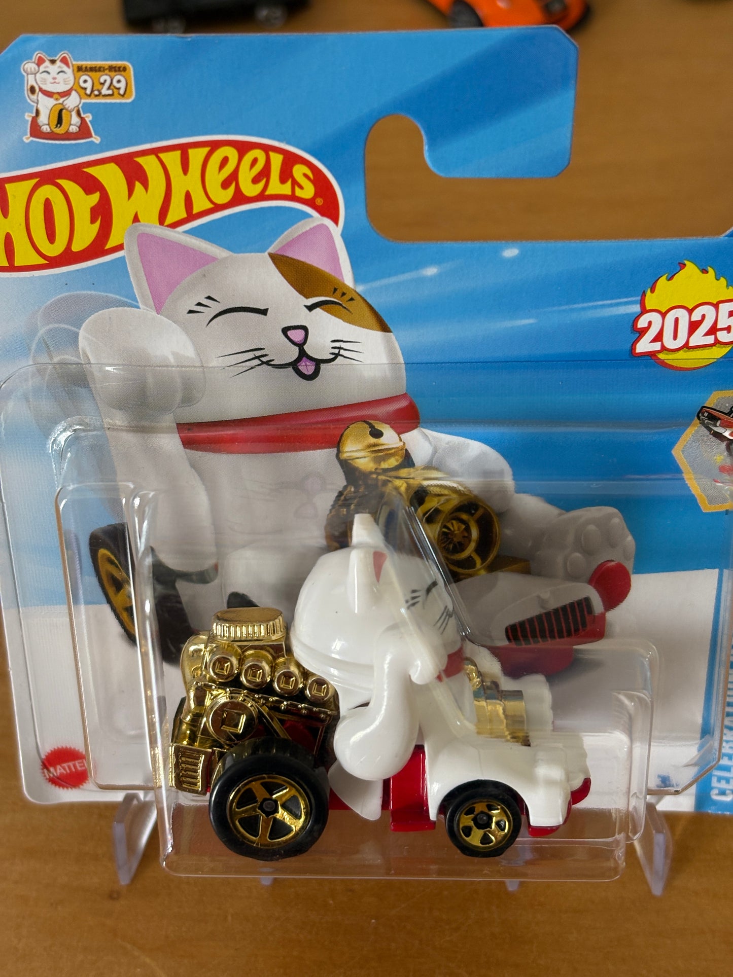 Hot Wheels Mainline / Feline Lucky / 2025 Celebration Racers 9/10 Short Card