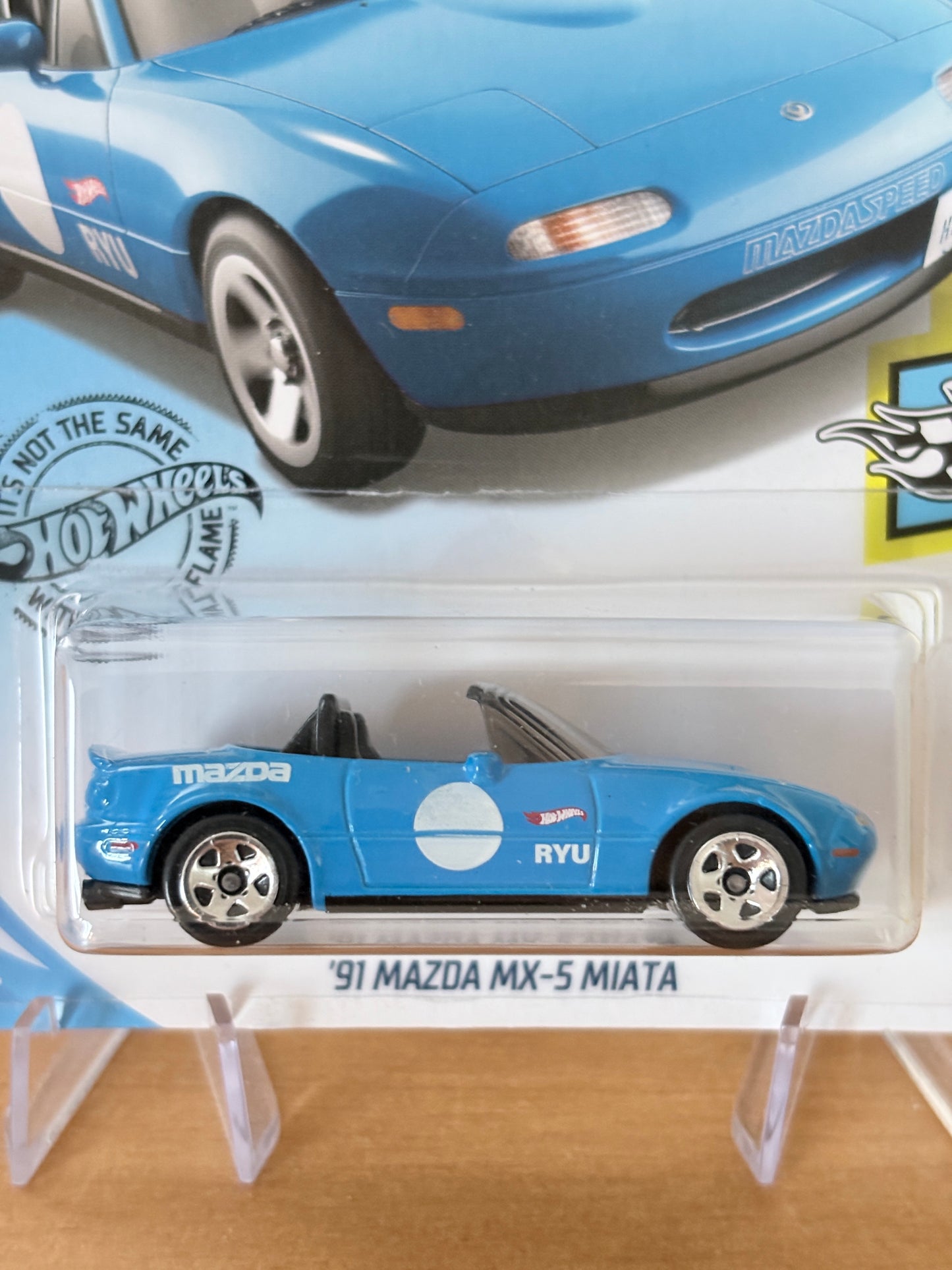 Hot Wheels '91 Mazda MX-5 Miata | 2018 HW Speed Graphics 4/10 BLUE