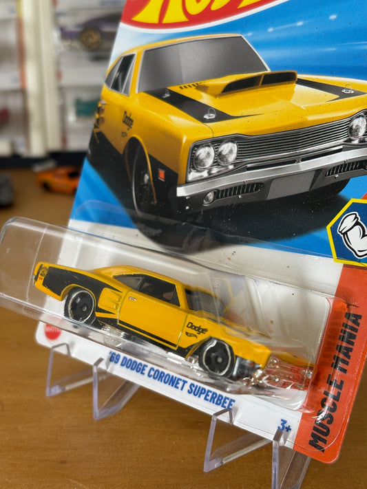 Hot Wheels Mainline / '69 Dodge Coronet Superbee / 2025 Muscle Mania 5/10