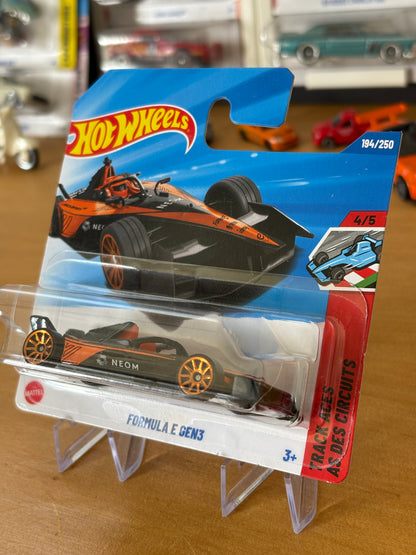 Hot Wheels Mainline / Formula E Gen3 / 2025 HW Track Aces 4/5 Short Card