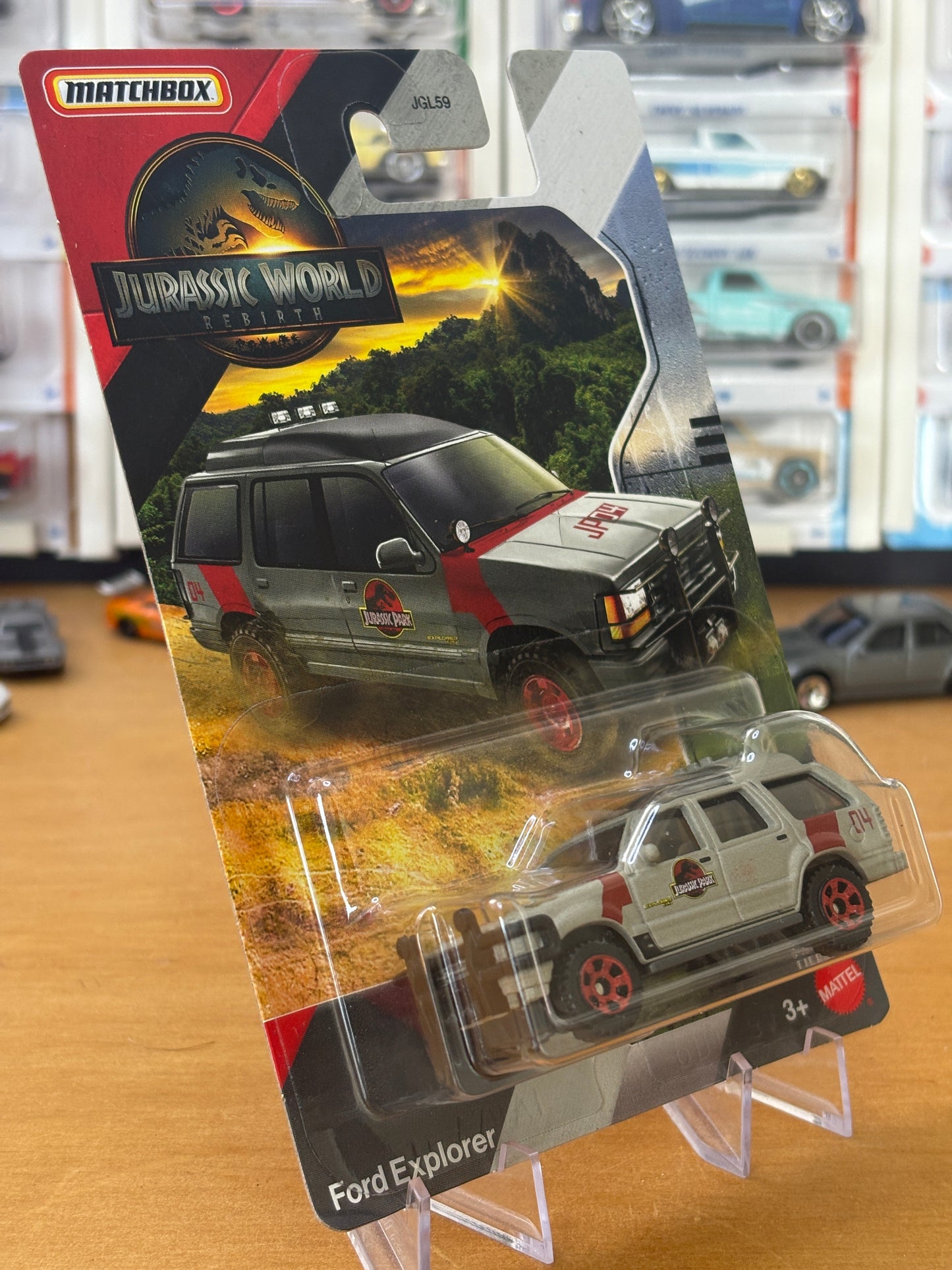 Matchbox Mainline / Ford Explorer / 2025 Jurassic Park