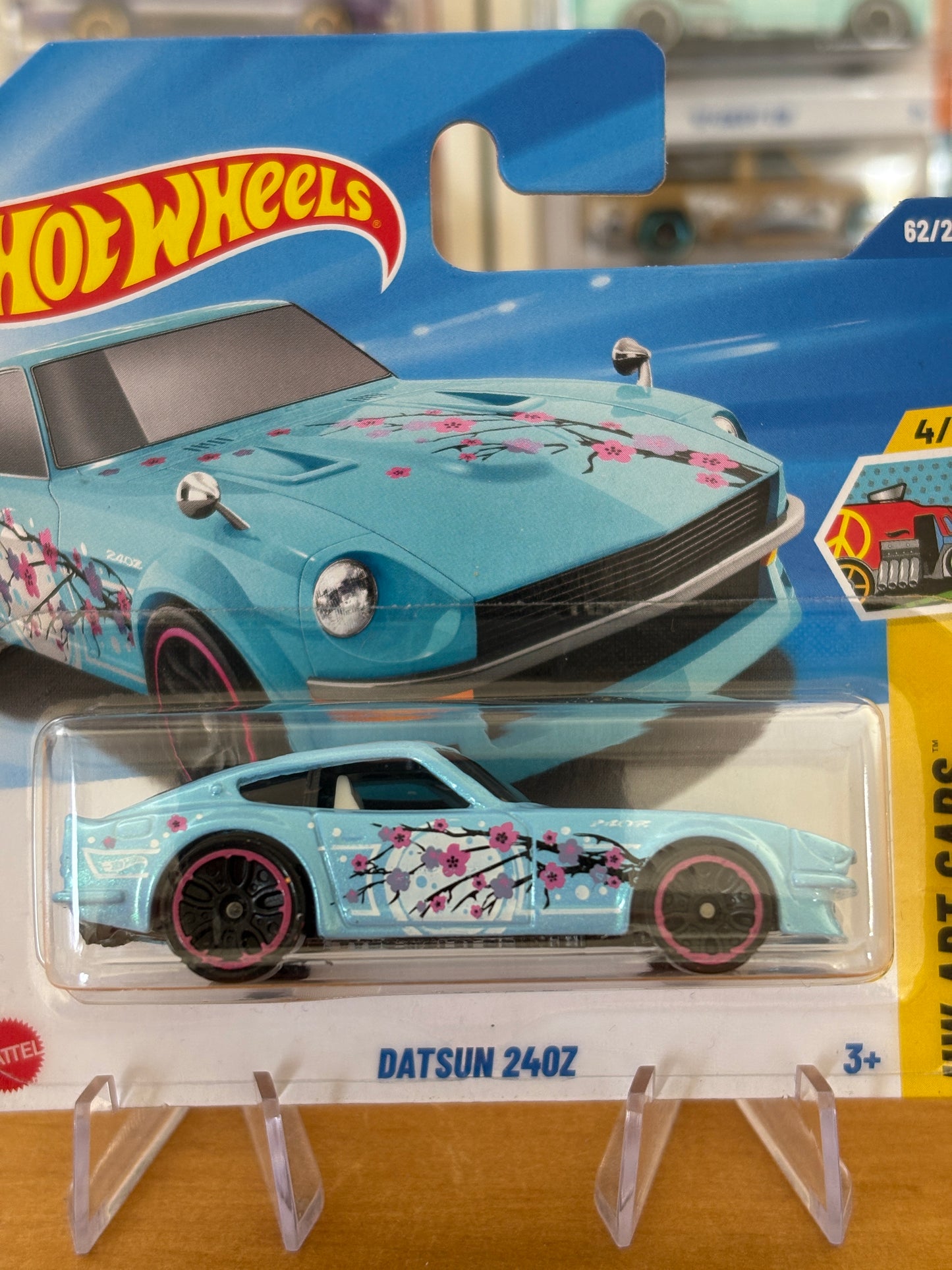 Hot Wheels Mainline / Datsun 240z / 2025 HW: Art Cars 4/10 Short Card BLUE