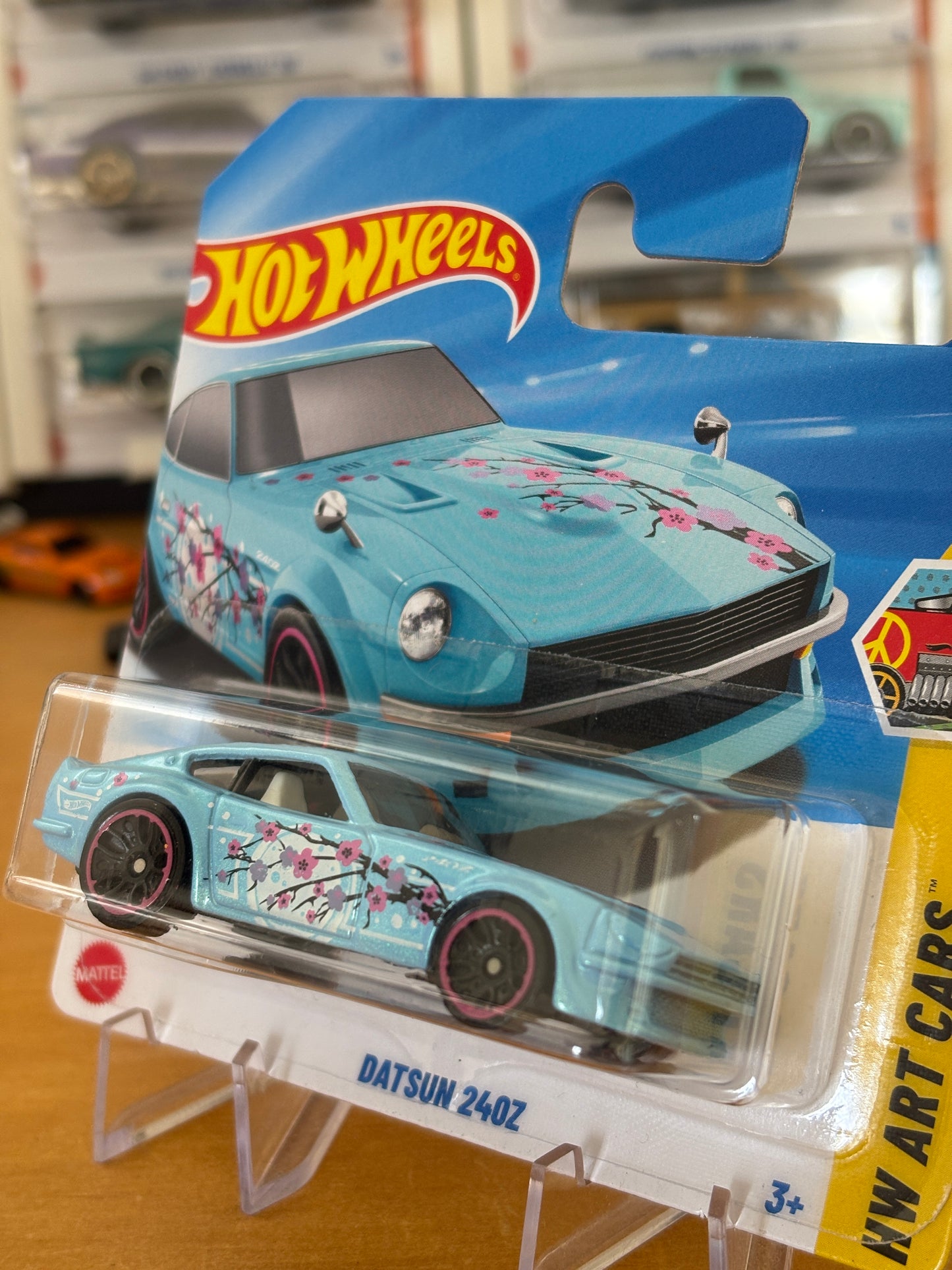 Hot Wheels Mainline / Datsun 240z / 2025 HW: Art Cars 4/10 Short Card BLUE