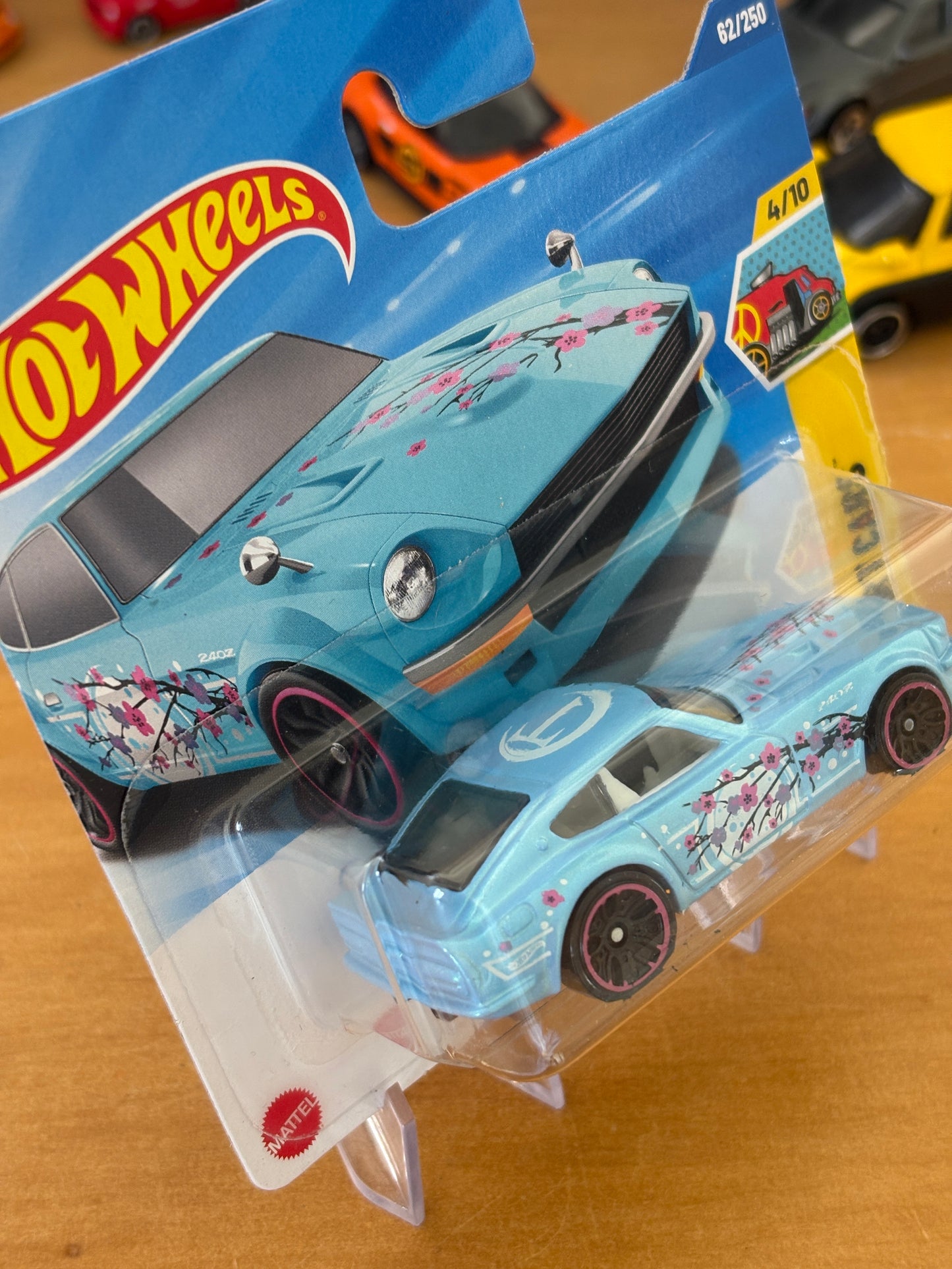 Hot Wheels Mainline / Datsun 240z / 2025 HW: Art Cars 4/10 Short Card BLUE