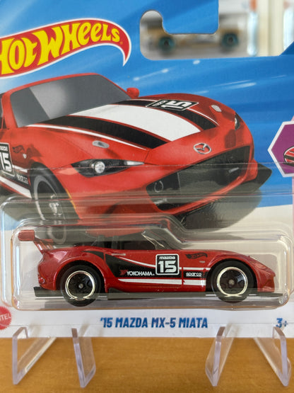 Hot Wheels Mainline / '15 Mazda MX-5 Miata / 2025 HW Compact Kings 2/10 Short Card