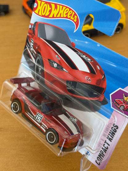 Hot Wheels Mainline / '15 Mazda MX-5 Miata / 2025 HW Compact Kings 2/10 Short Card