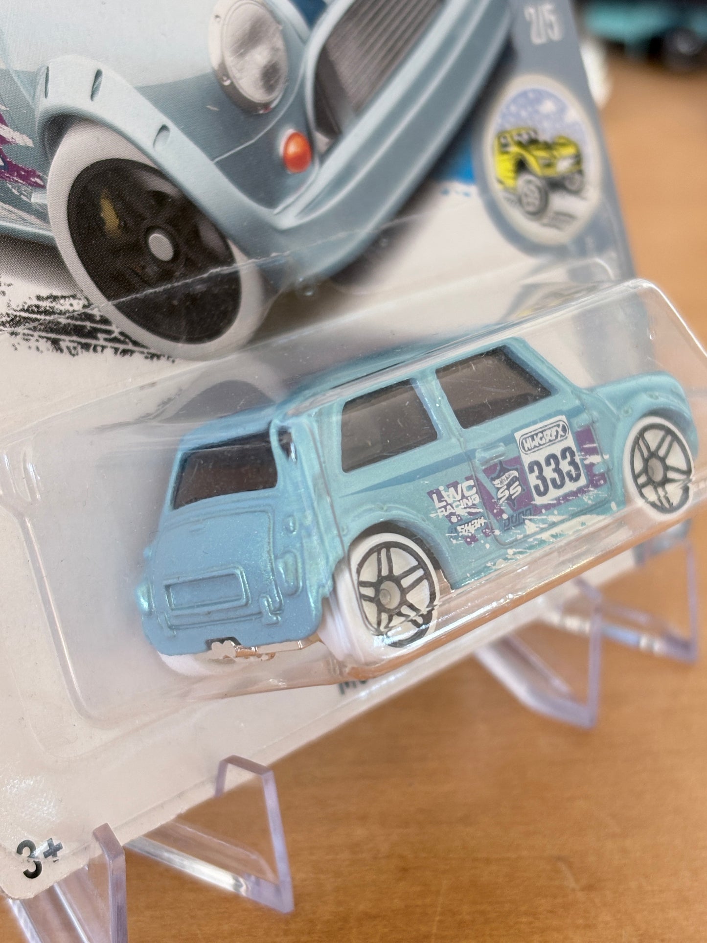 Hot Wheels Morris Mini | 2015 HW Snow Stormers 2/5 Mainline
