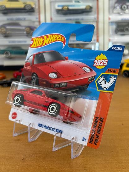 Hot Wheels Mainline / 1983 Porsche 928s/ 2025 Muscle Mania 10/10 Short Card