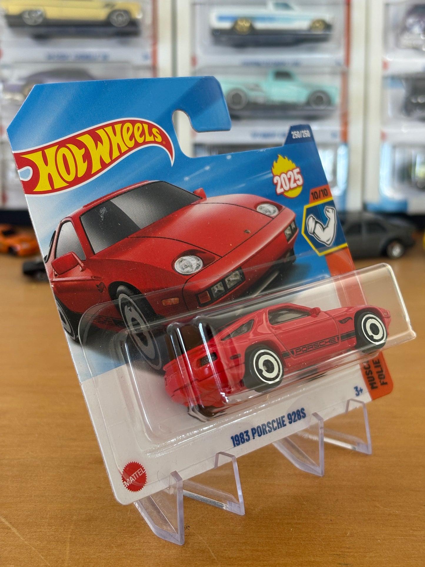 Hot Wheels Mainline / 1983 Porsche 928s/ 2025 Muscle Mania 10/10 Short Card