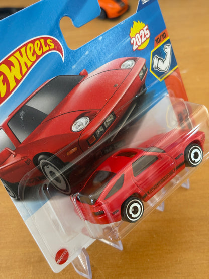 Hot Wheels Mainline / 1983 Porsche 928s/ 2025 Muscle Mania 10/10 Short Card