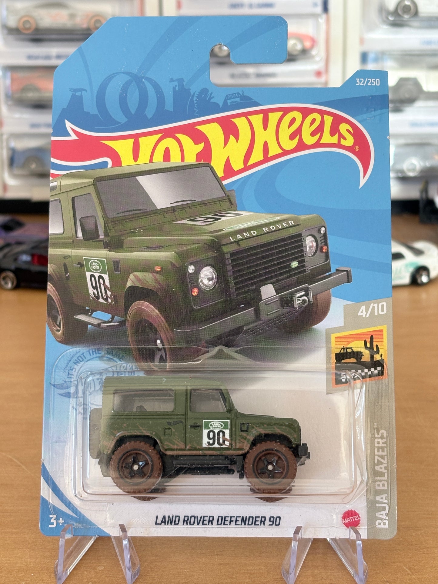 Hot Wheels Land Rover Defender 90 | 2022 Baja Blazers 4/10 Mainline