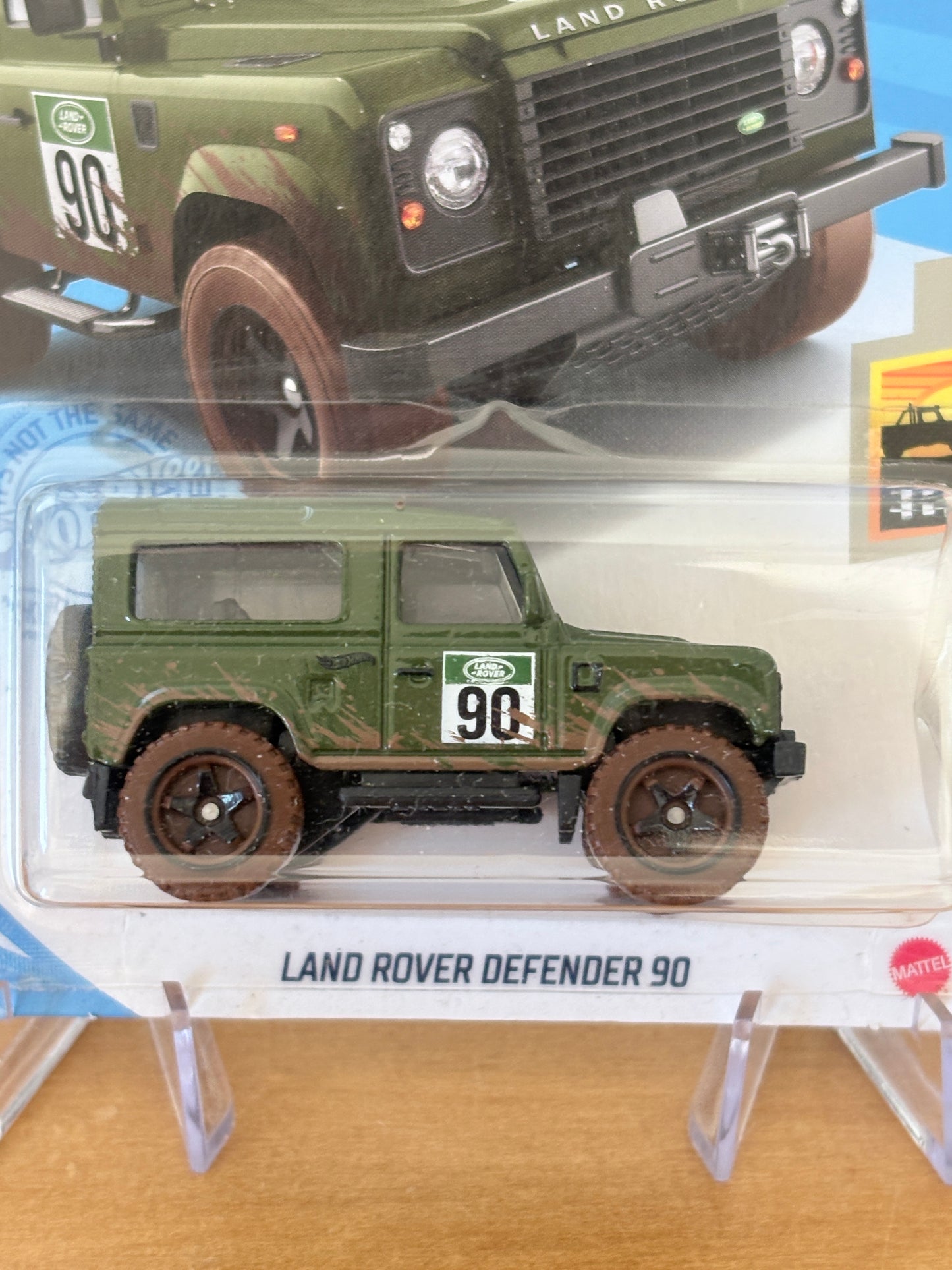 Hot Wheels Land Rover Defender 90 | 2022 Baja Blazers 4/10 Mainline