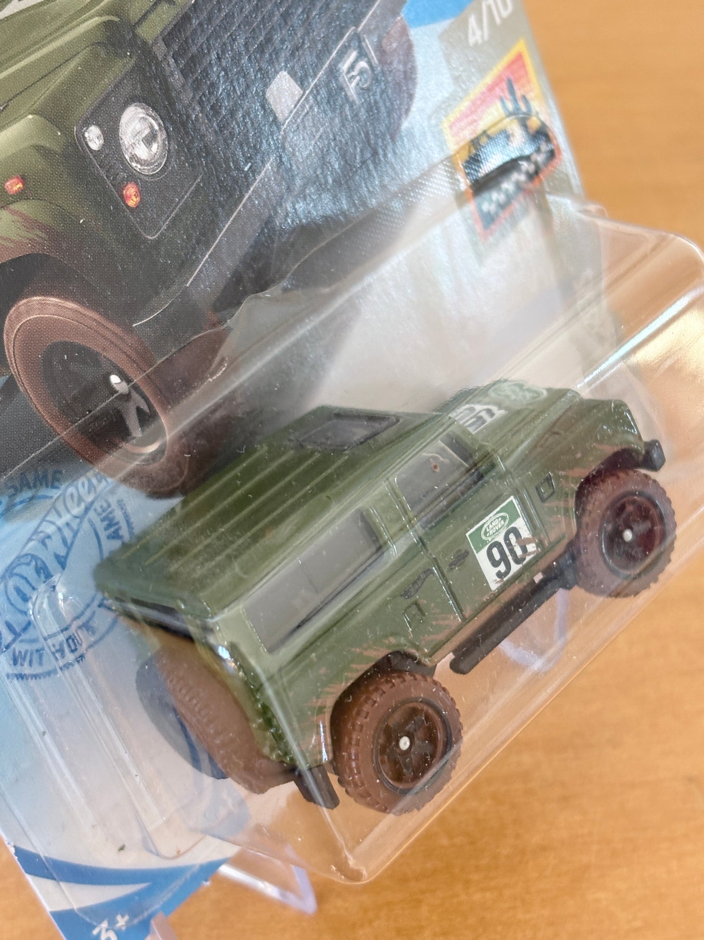 Hot Wheels Land Rover Defender 90 | 2022 Baja Blazers 4/10 Mainline