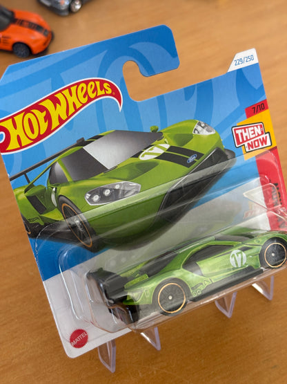 Hot Wheels Mainline / 2016 Ford GT Race / 2024 Then and Now 7/10