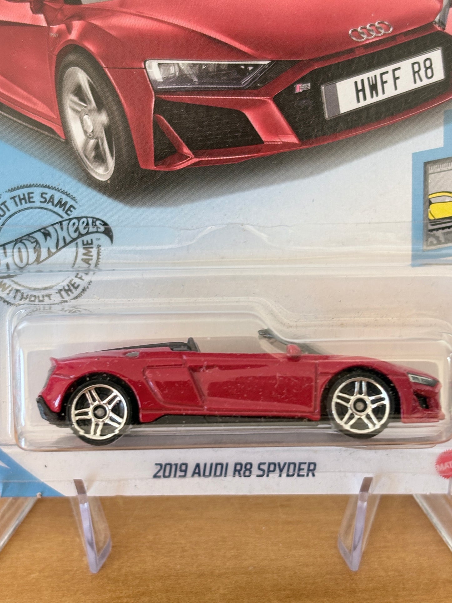 Hot Wheels 2019 Audi R8 Spyder | 2018 Factory Fresh 1/10 Mainline