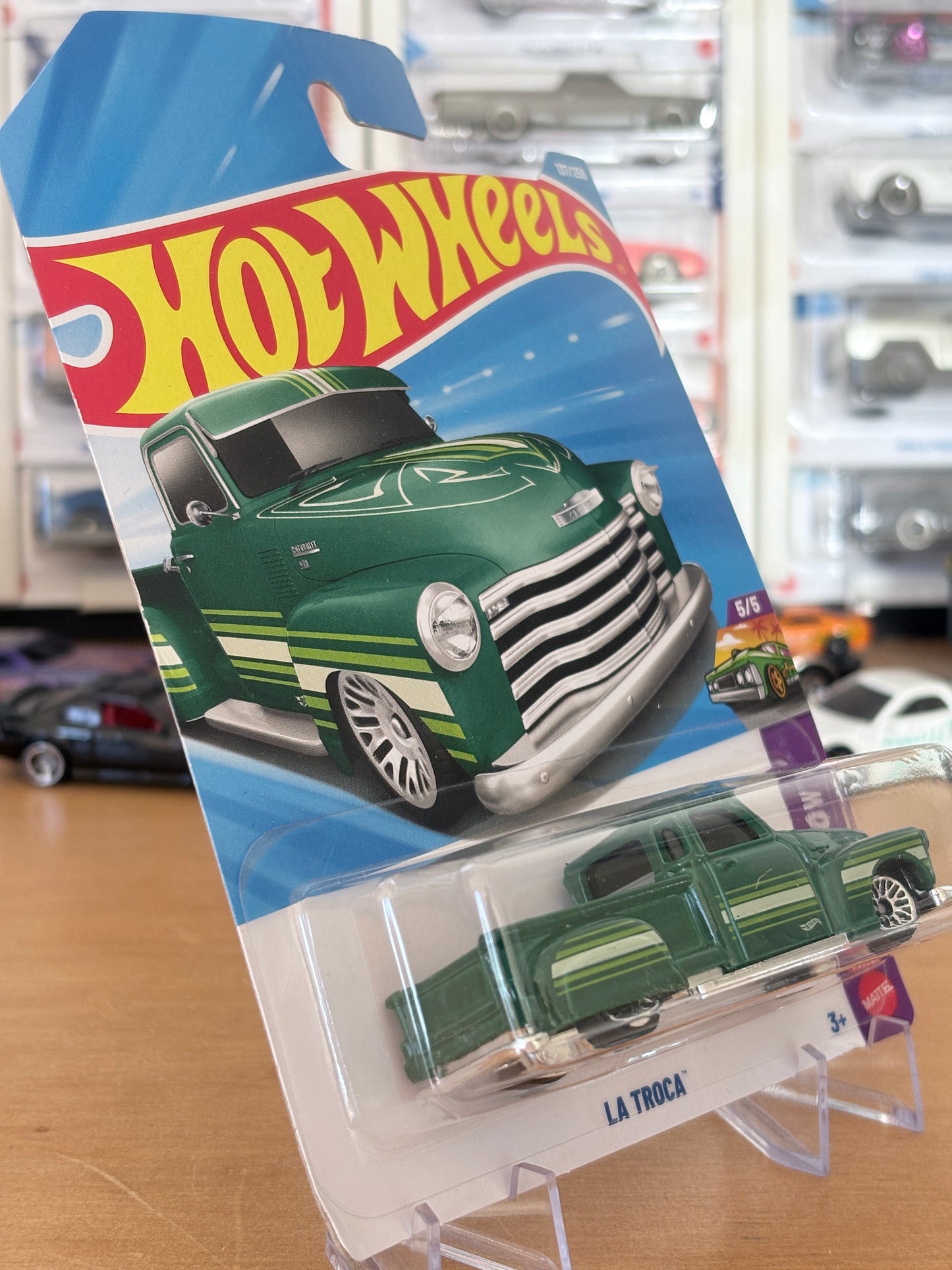 Hot Wheels La Troca | 2026 Layin Low 5/5 Mainline