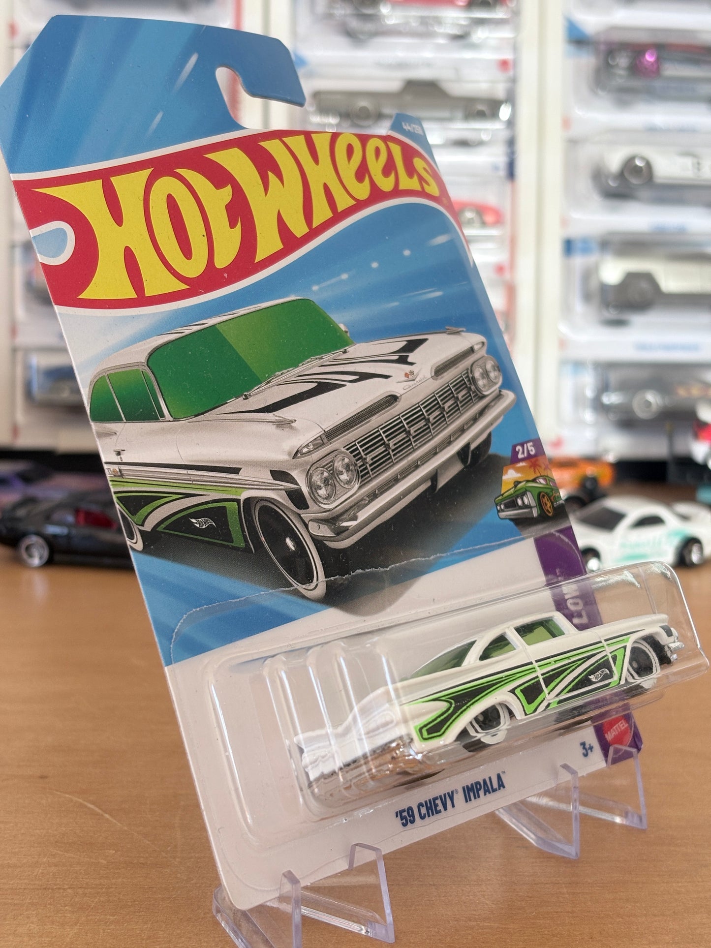 Hot Wheels '59 Chevy Impala | 2026 Layin Low 2/5 Mainline