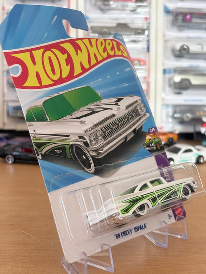 Hot Wheels '59 Chevy Impala | 2026 Layin Low 2/5 Mainline