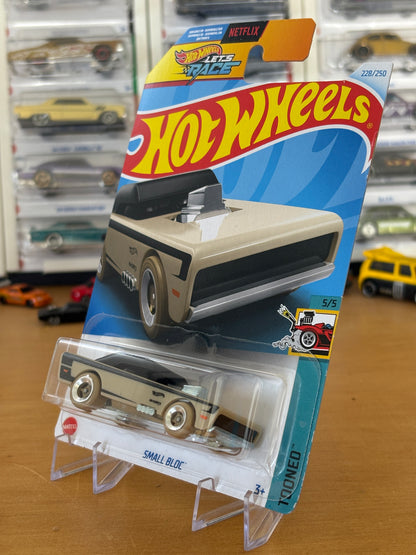 Hot Wheels Mainline / Small Bloc / 2024 HW Tooned 5/5