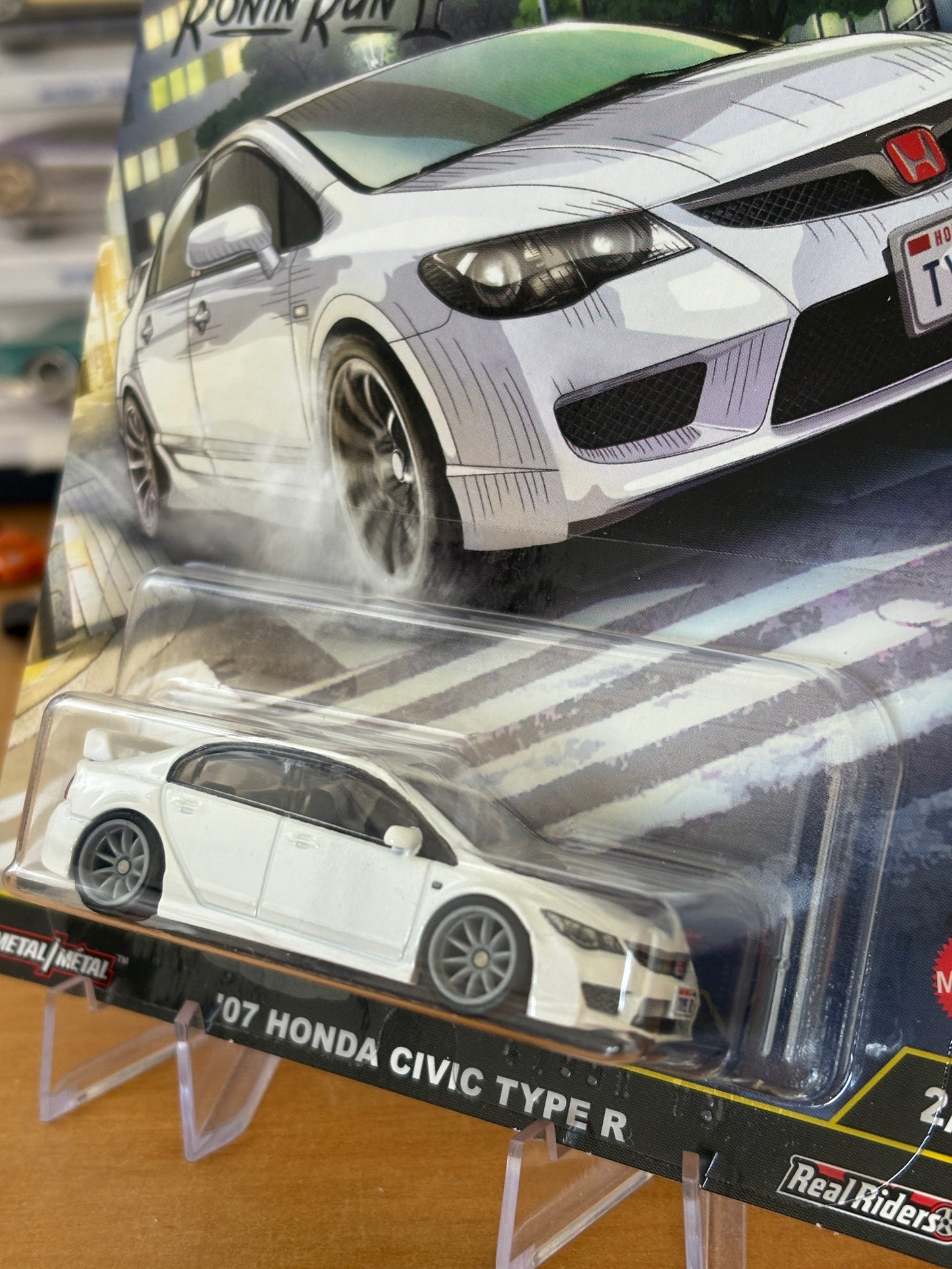 Hot Wheels Premium / '07 Honda Civic Type R / 2025 HW Ronin Run II 2/5