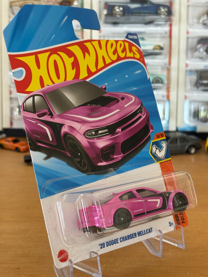 Hot Wheels Mainline / '20 Dodge Charger Hellcat / 2025 Muscle Mania 9/10