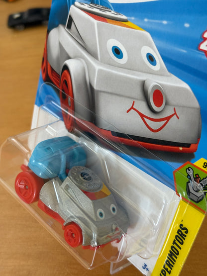 Hot Wheels Mainline / Quick Chat / 2025 Experimotors 9/10 SILVER