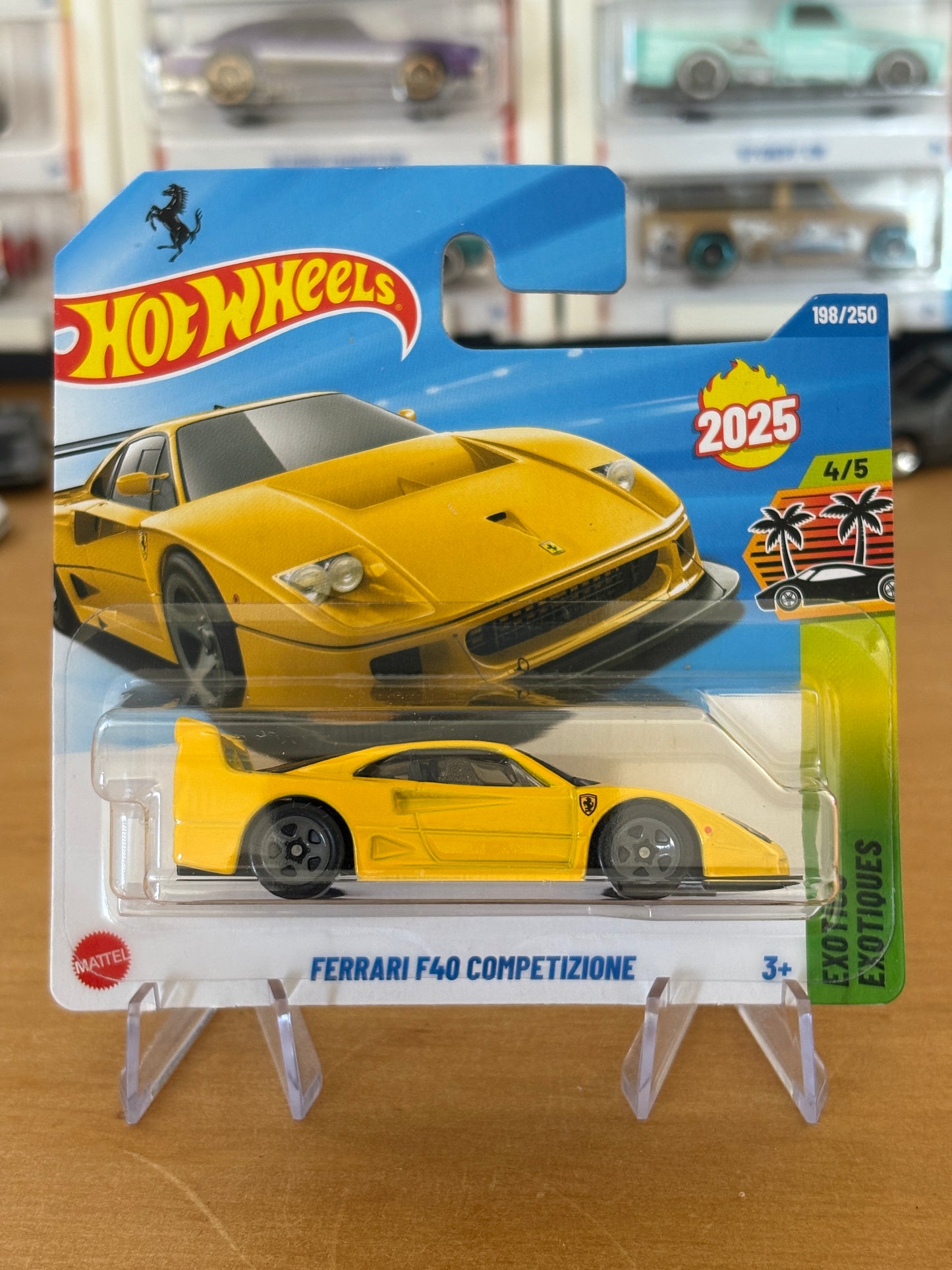 Hot Wheels Mainline / Ferrari F40 Competizione / 2025 Exotics 4/5 Short Card YELLOW