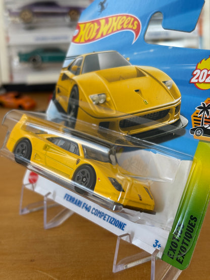 Hot Wheels Mainline / Ferrari F40 Competizione / 2025 Exotics 4/5 Short Card YELLOW