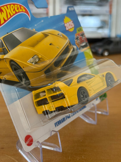 Hot Wheels Mainline / Ferrari F40 Competizione / 2025 Exotics 4/5 Short Card YELLOW