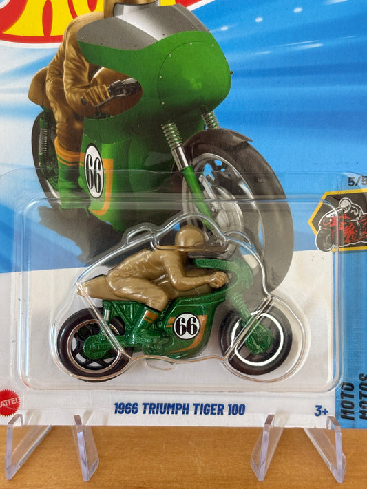 Hot Wheels Mainline Treasure Hunt / 1966 Triumph Tiger 100 / 2025 Moto 5/5