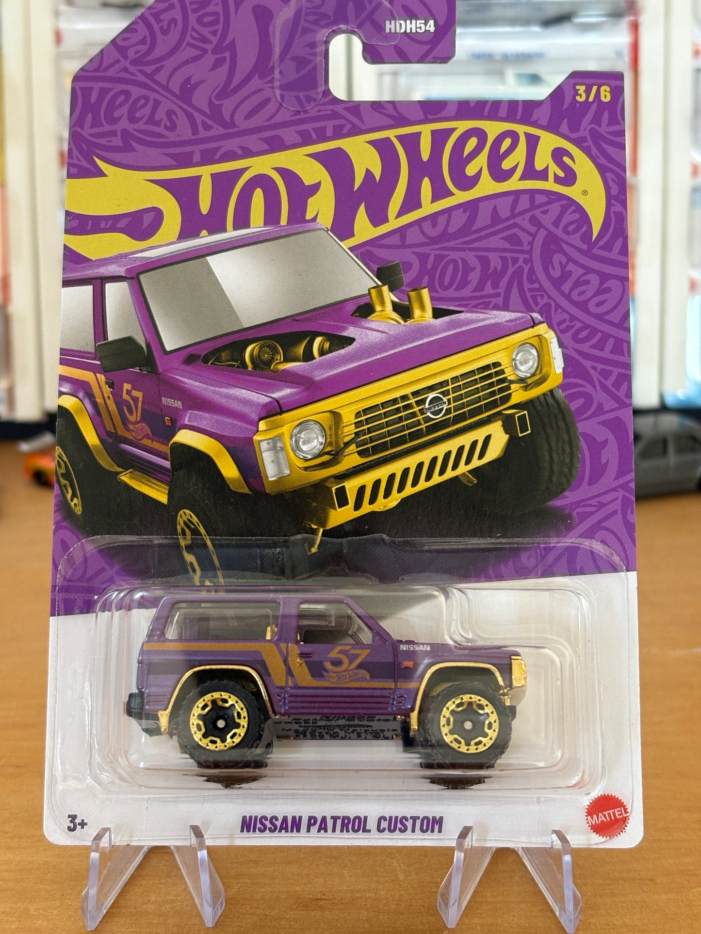 Hot Wheels Mainline / Nissan Patrol Custom / 2025 Anniversary set 3/6