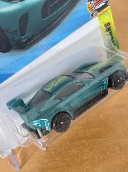 Hot Wheels 2024 Aston Martin Vantage GT3 | 2026 Exoticars 9/10 Mainline