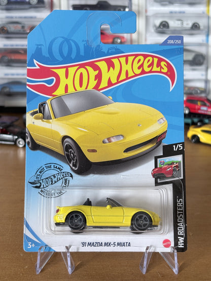 Hot Wheels '91 Mazda MX-5 Miata | 2020 HW Roadsters 1/5