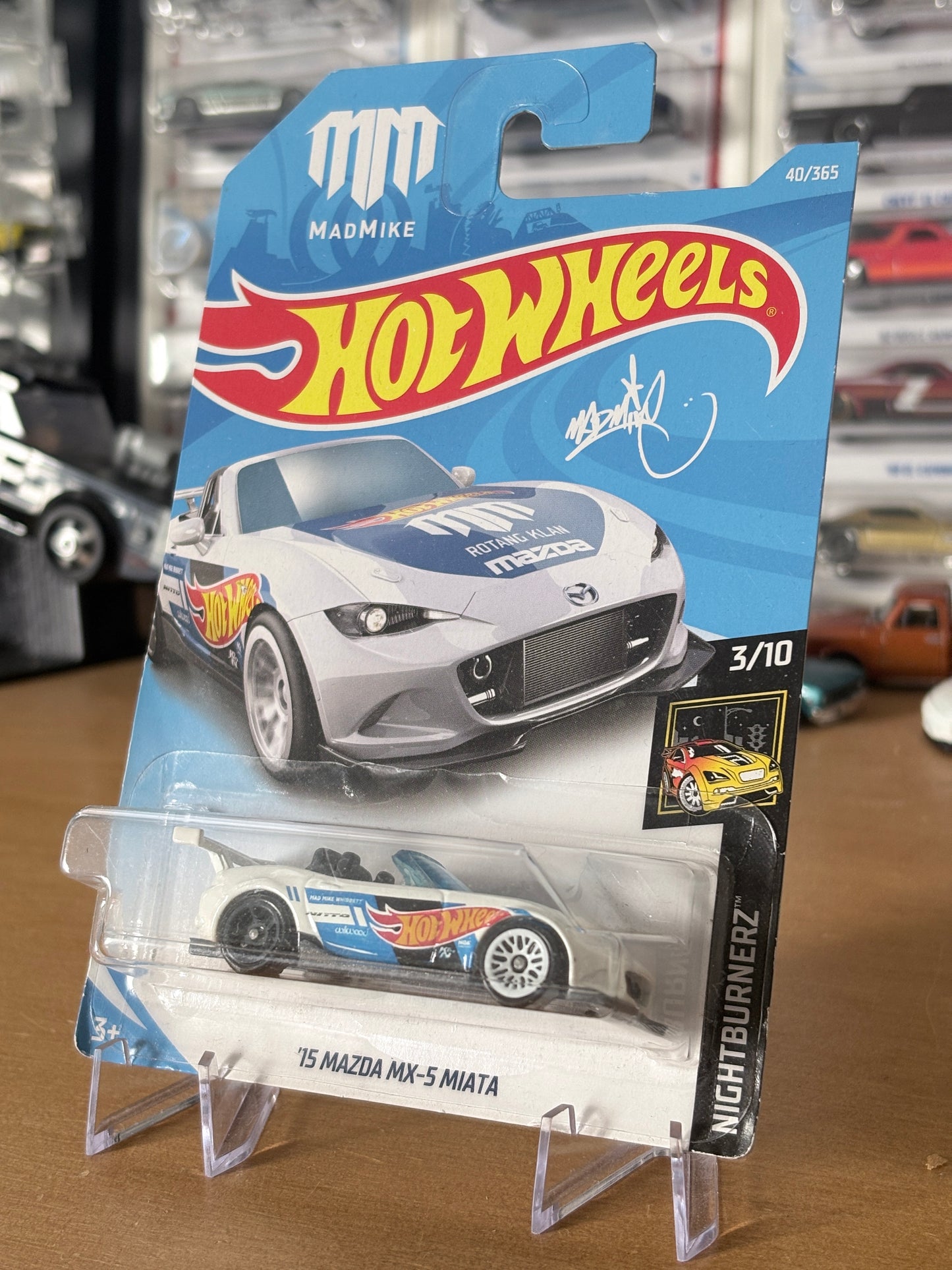 Hot Wheels '15 Mazda MX-5 Miata | 2018 Nightburnerz 3/10 Mad Mike