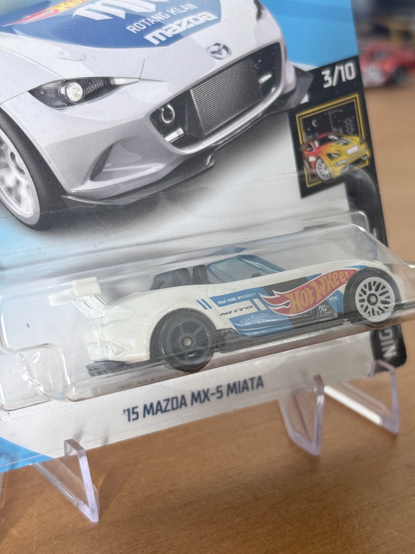 Hot Wheels '15 Mazda MX-5 Miata | 2018 Nightburnerz 3/10 Mad Mike