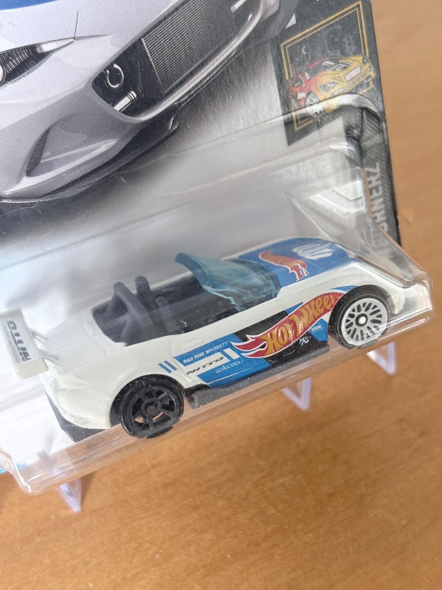 Hot Wheels '15 Mazda MX-5 Miata | 2018 Nightburnerz 3/10 Mad Mike