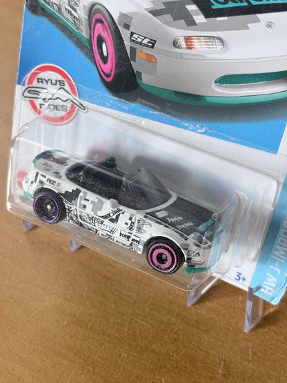 Hot Wheels '91 Mazda MX-5 Miata | 2020 HW J-Imports 4/10