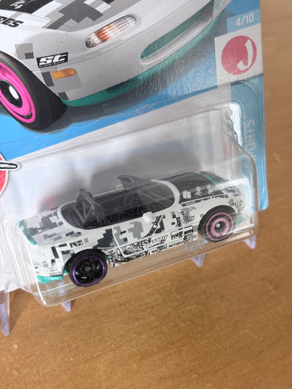 Hot Wheels '91 Mazda MX-5 Miata | 2020 HW J-Imports 4/10
