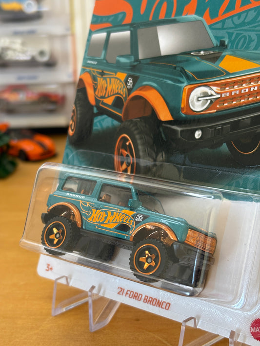 Hot Wheels Mainline / '21 Ford Bronco / 2024 Anniversary set 3/6