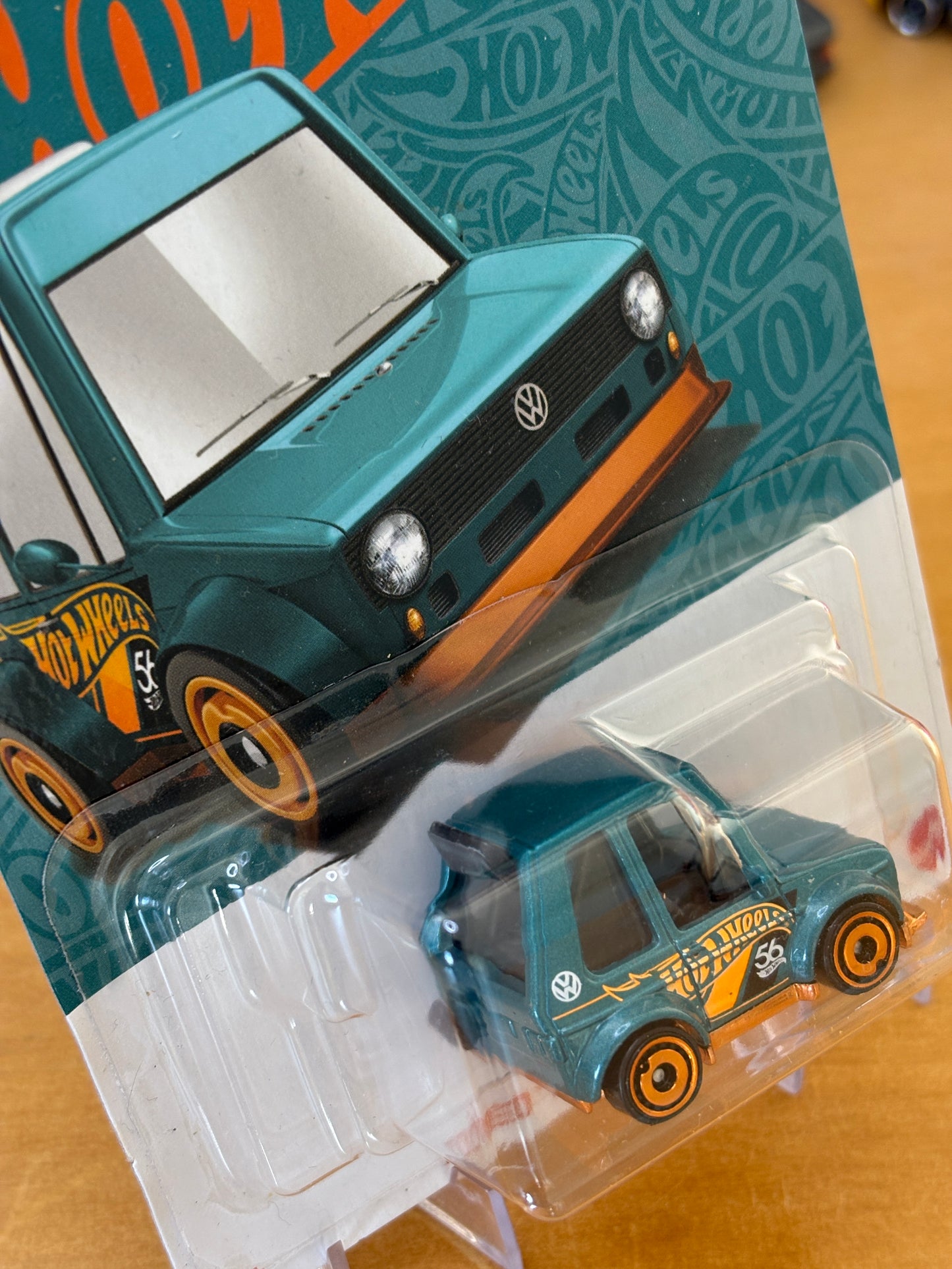 Hot Wheels Mainline / Tooned Volkswagen Golf Mk1 / 2024 Anniversary set 4/6