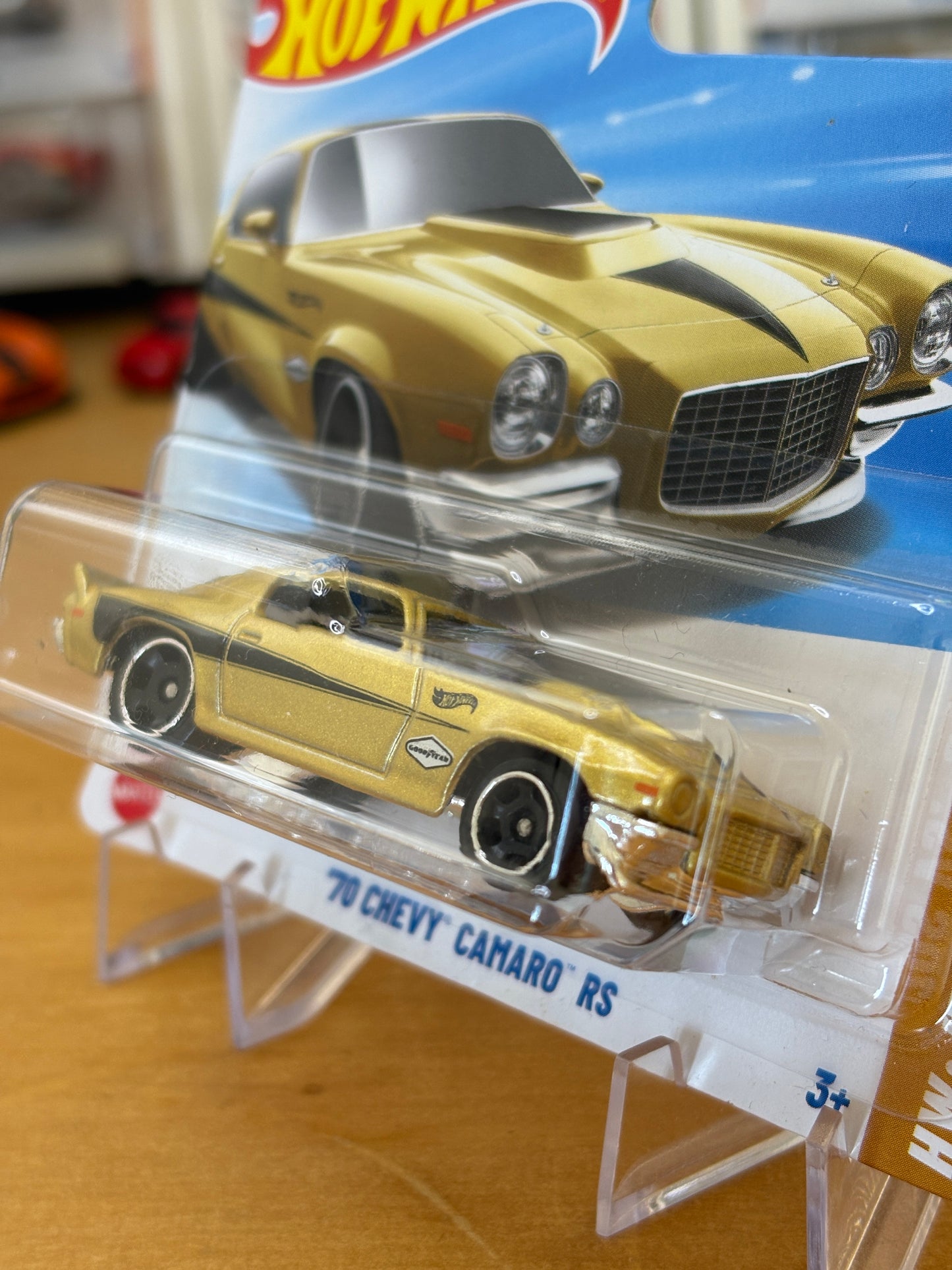 Hot Wheels Mainline / '70 Camaro RS / 2015 HW '70s vs. '90s 4/10 Short Card