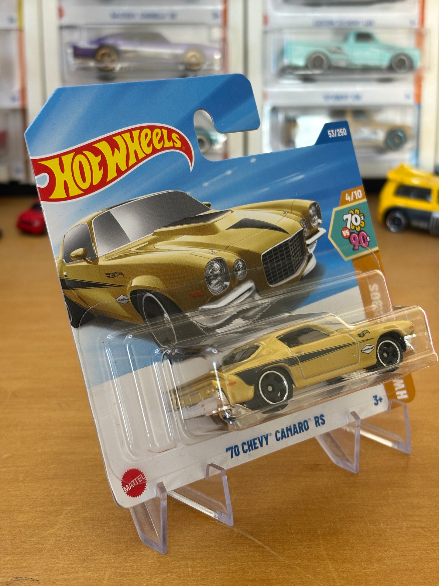 Hot Wheels Mainline / '70 Camaro RS / 2015 HW '70s vs. '90s 4/10 Short Card