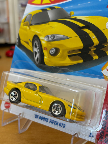 Hot Wheels Mainline / '96 Dodge Viper GTS / 2025 Then and Now 4/10 YELLOW