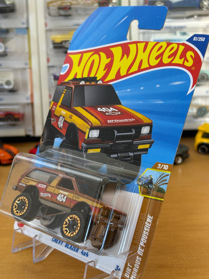 Hot Wheels Mainline / Chevy Blazer 4x4 / 2025 HW DIRT 3/10