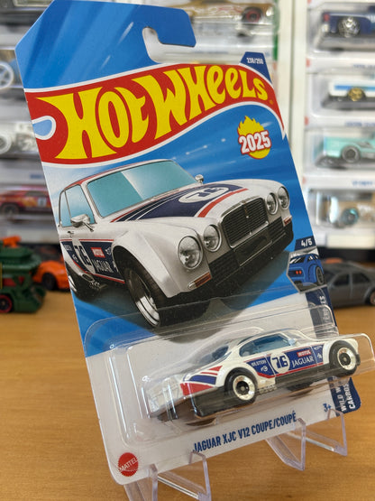 Hot Wheels Mainline / Jaguar XJC Coupe / 2025 Wile Widebody 4/5